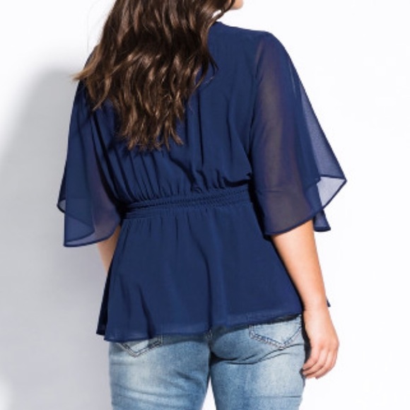City Chic wrap top size L - Picture 3 of 11